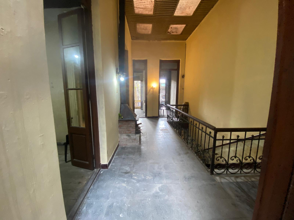 Apartamento ID.4752 - Venta Apartamento 4 Dormitorios Cordón con terraza y balcón