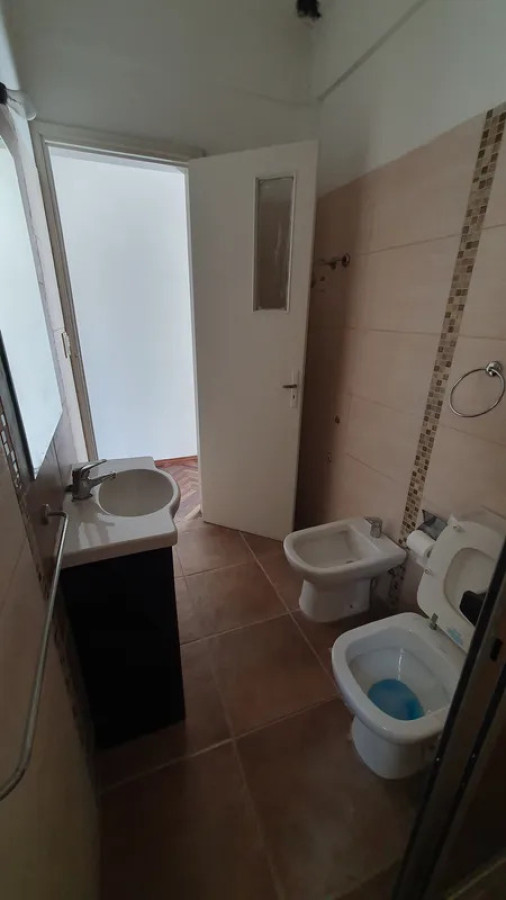 Apartamento ID.5726 - Venta Apartamento 2 Dormitorios La Comercial