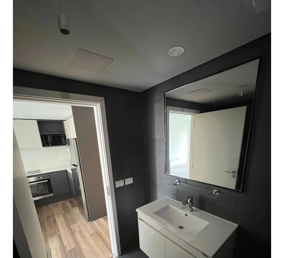 Apartamento ID.4701 - Alquiler Apartamento 1 Dormitorio Pocitos con balcón y garaje