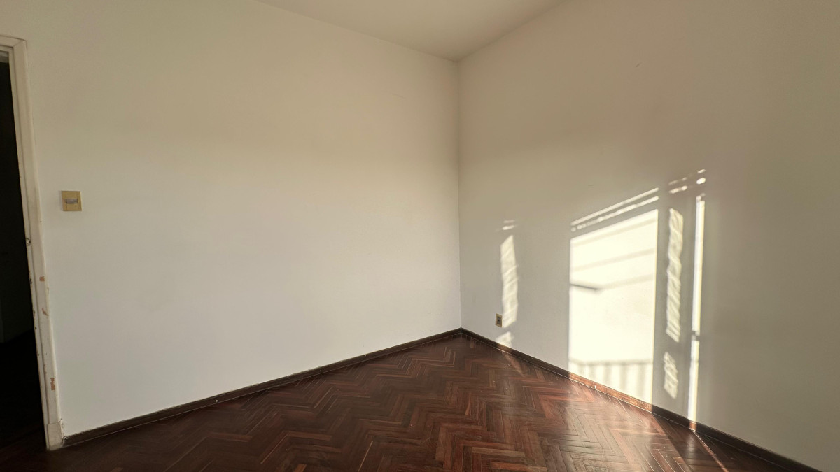 Apartamento ID.3430 - Venta Apartamento 2 Dormitorios Atahualpa Balcón 