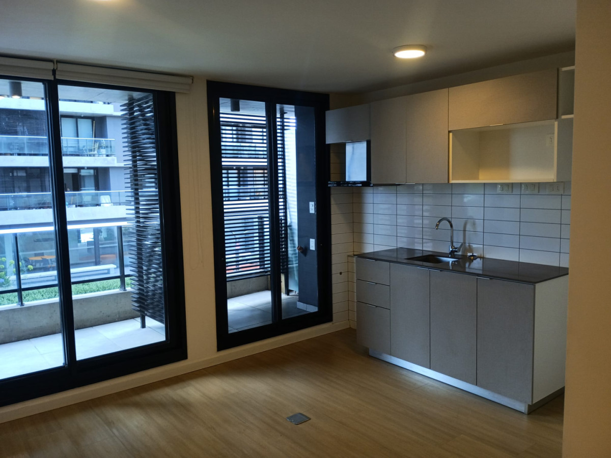 Apartamento ID.6025 - Alquiler Apartamento 1 Dormitorio Malvin con balcon y garaje