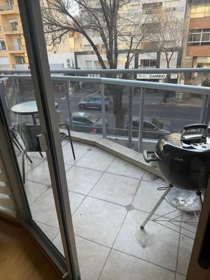Apartamento ID.6642 - Alquiler Apartamento 2 Dormitorios Punta Carretas con cochera