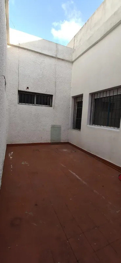 Apartamento ID.6319 - Venta Apartamento 2 Dormitorios Pocitos con patio