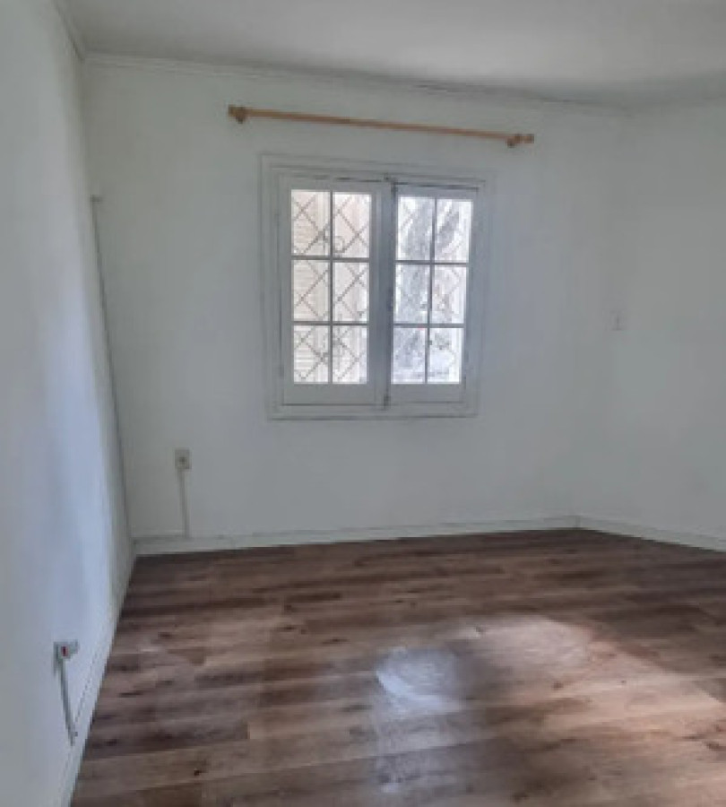 Apartamento ID.6575 - Alquiler Apartamento 2 Dormitorios Palermo con Patio 