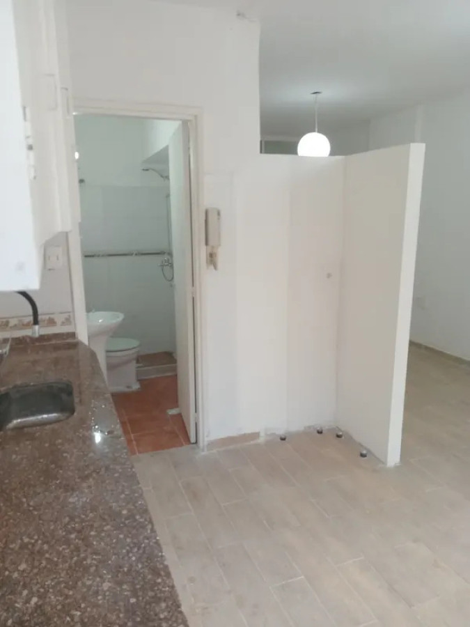Apartamento ID.6683 - Alquiler Apartamento 1 Dormitorio Cordon con patio