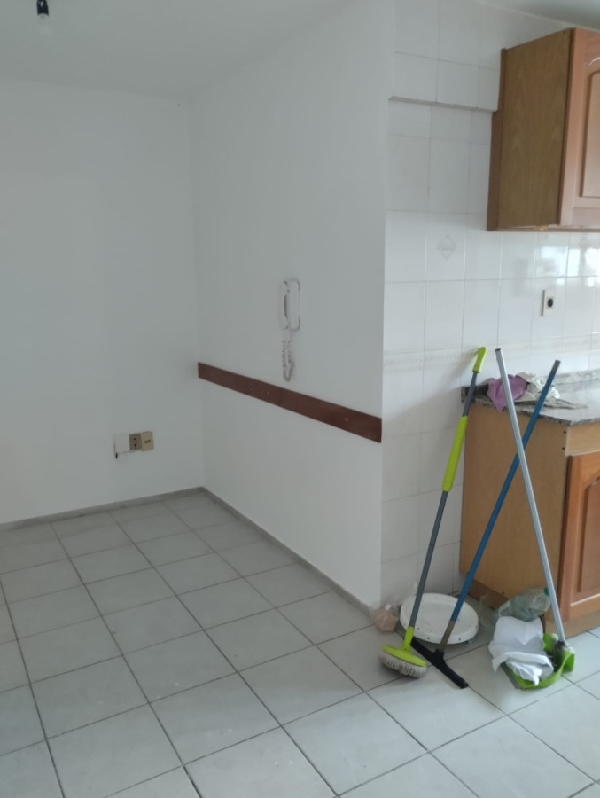 Apartamento ID.4324 - Alquiler Apartamento 4 Dormitorios Punta Carretas con Garaje