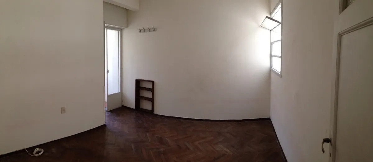 Apartamento ID.5142 - Venta y Alquiler Apartamento 2 Dormitorios Centro con balcon