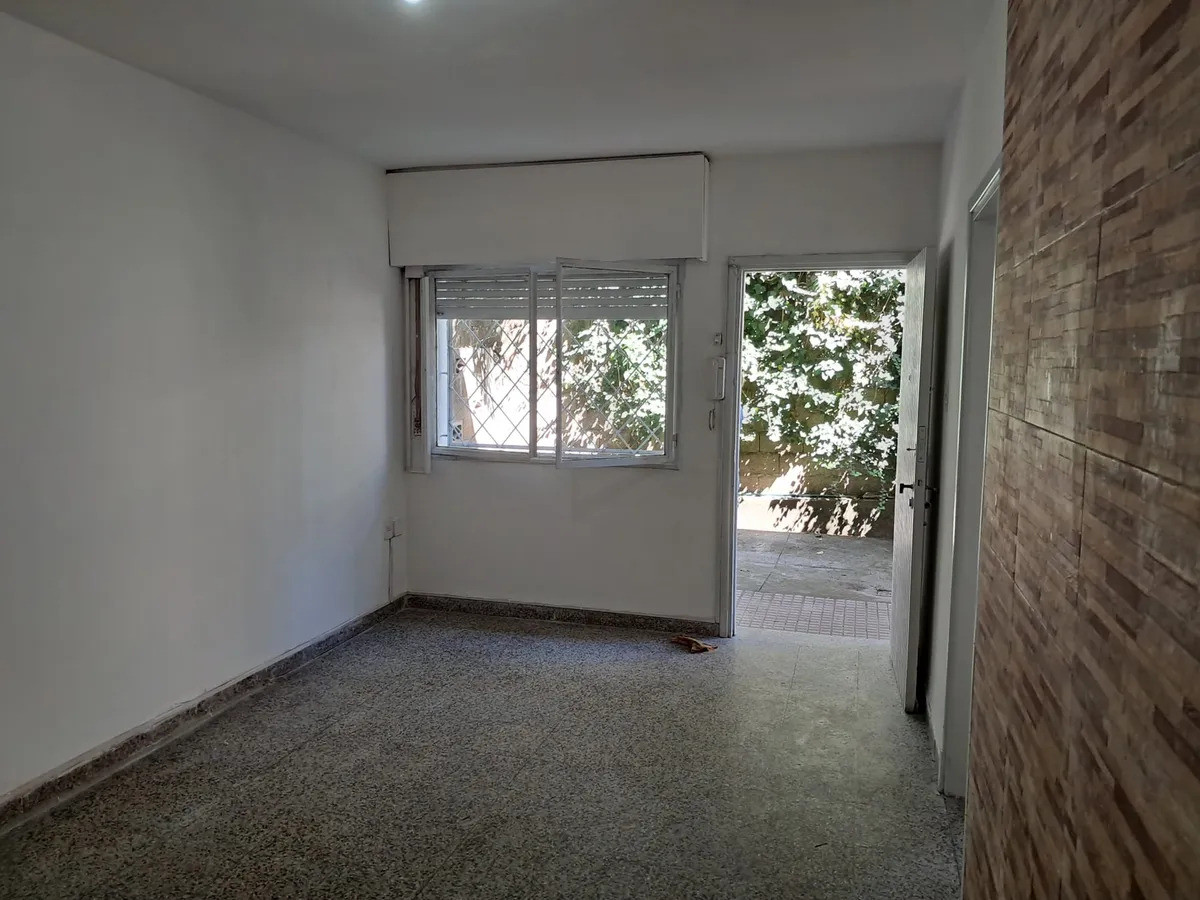 Apartamento ID.5349 - Alquiler Apartamento 1 Dormitorio Belvedere con patio 