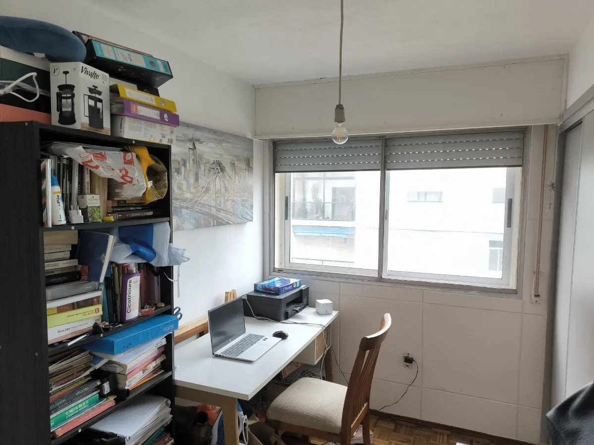 Apartamento ID.6834 - Venta Apartamento 3 Dormitorios Centro con balcon y cochera