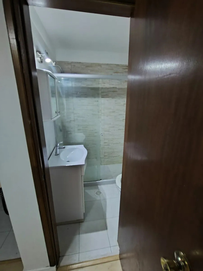 Apartamento ID.6833 - Alquiler Apartamento 1 Dormitorio Parque Rodo balcon y garaje