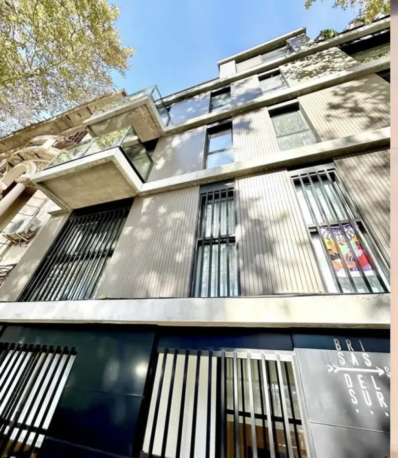 Apartamento ID.6119 - Venta con Renta Apartamento 2 Dormitorios Barrio Sur Balcon