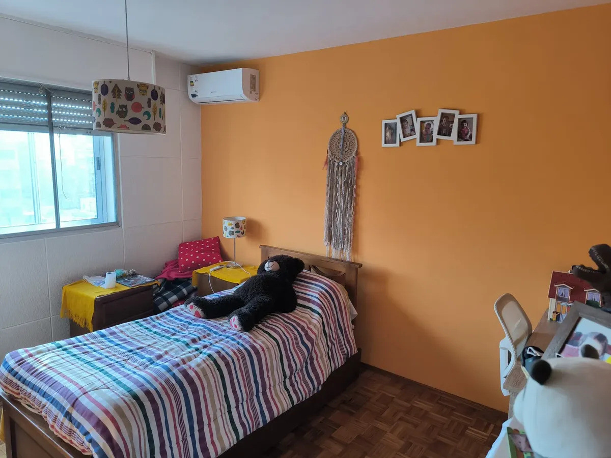 Apartamento ID.6834 - Venta Apartamento 3 Dormitorios Centro con balcon y cochera