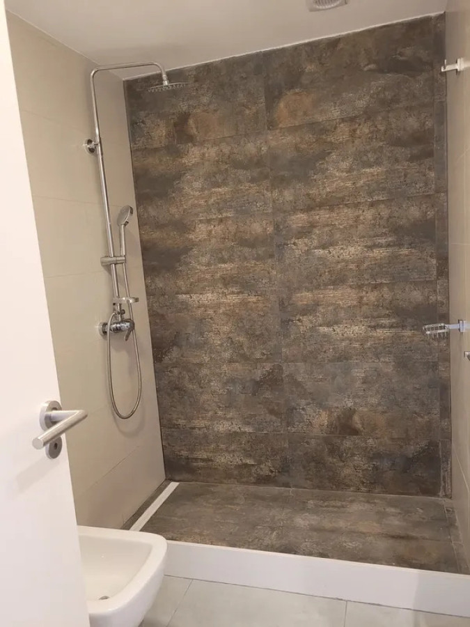 Apartamento ID.6171 - Alquiler Apartamento Monoambiente Buceo con balcon y cochera 