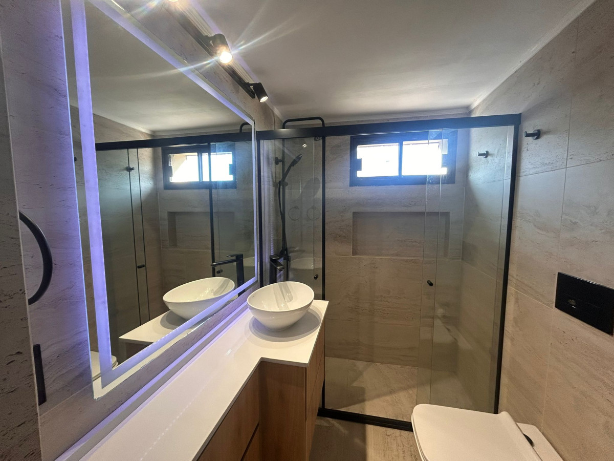 Apartamento ID.4766 - Alquiler Apartamento 4 Dormitorios Punta Carretas con garaje