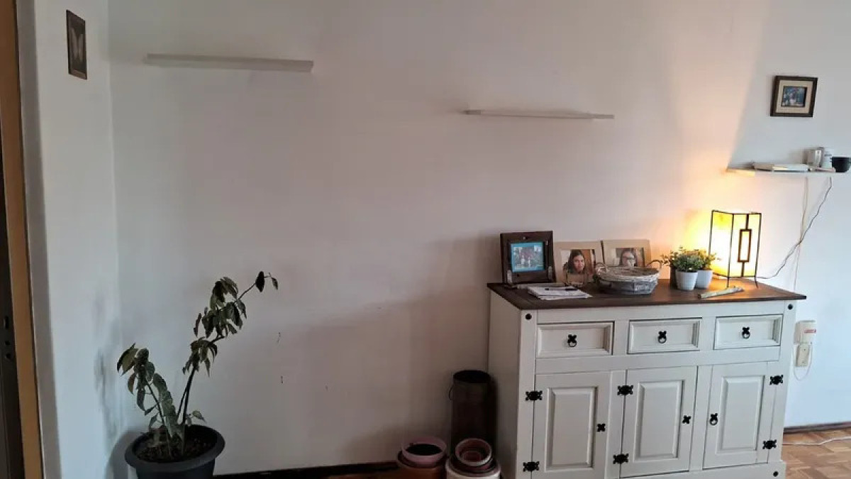Apartamento ID.6424 - Alquiler Apartamento 4 Dormitorios Centro con cochera 
