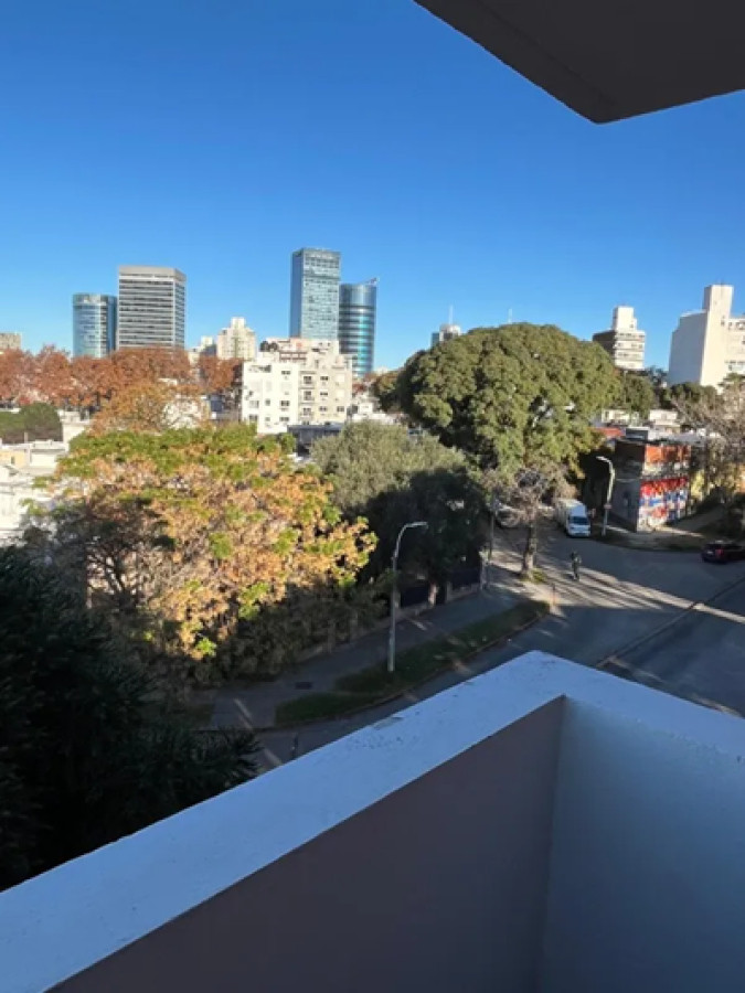 Apartamento ID.5035 - Alquiler Apartamento Monoambiente Buceo con Balcón y Garaje