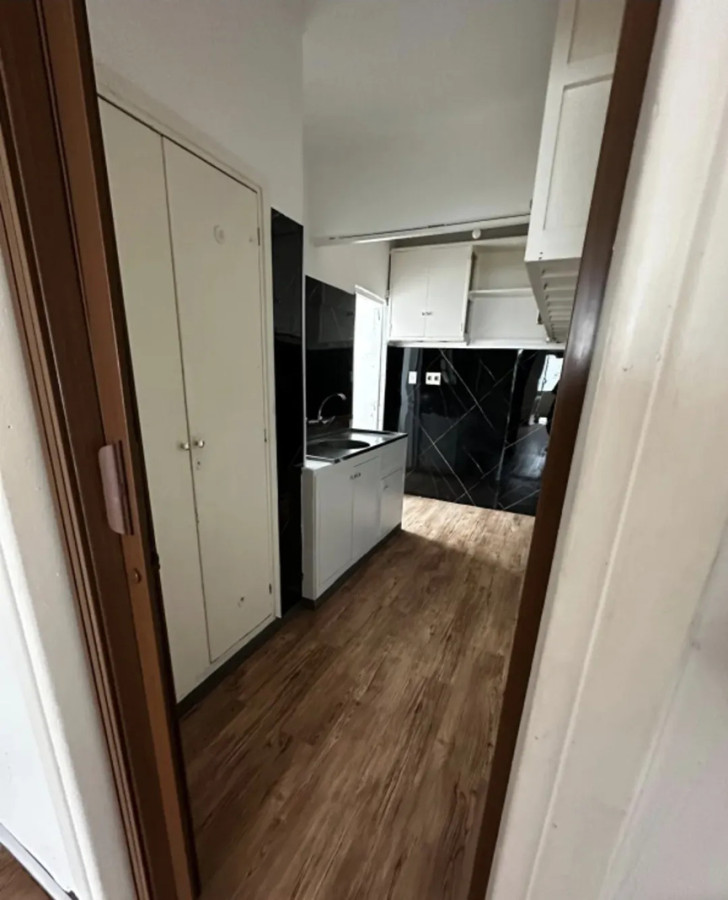 Apartamento ID.5792 - Alquiler Apartamento 2 Dormitorios Ciudad Vieja frente al Mar