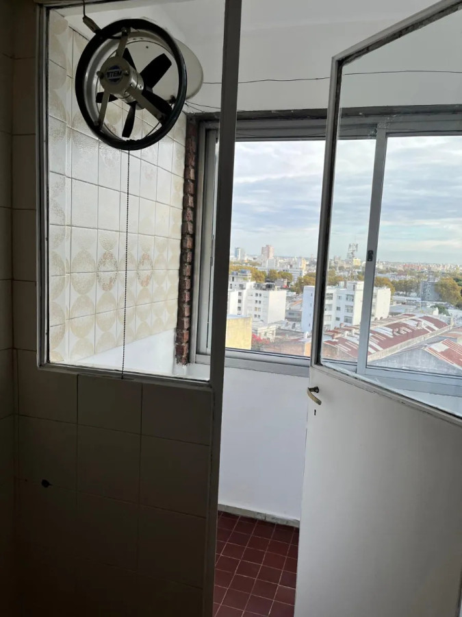 Apartamento ID.4723 - Alquiler Apartamento 2 Dormitorios Cordón con balcón y garaje