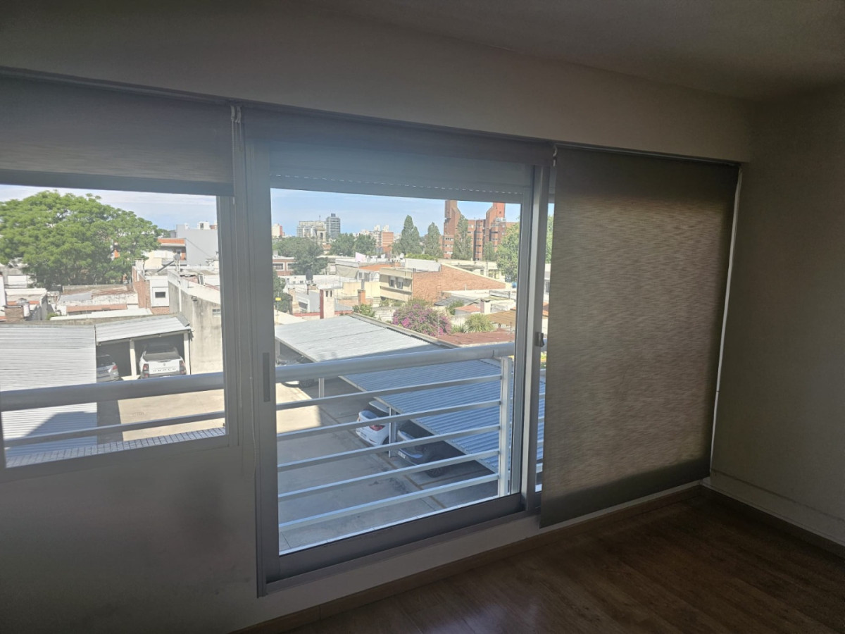 Apartamento ID.5929 - Alquiler Apartamento Monoambiente Grande Buceo con Cochera