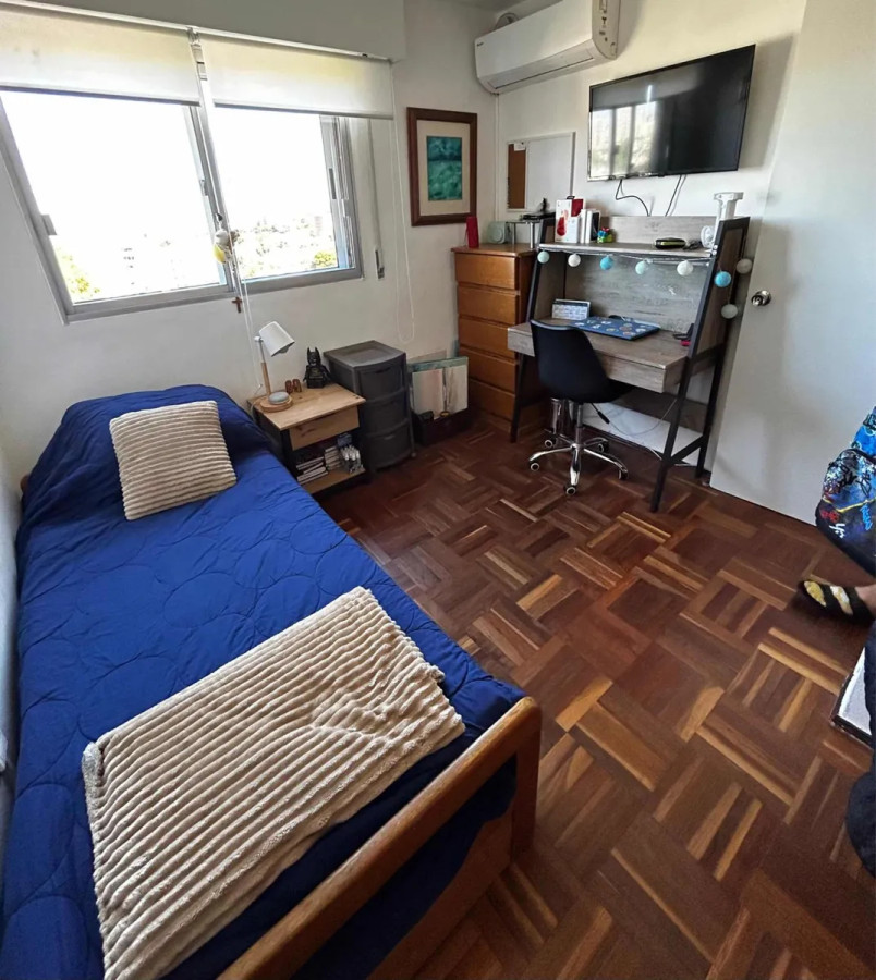 Apartamento ID.4749 - Alquiler Apartamento 3 Dormitorios Buceo con estacionamiento 