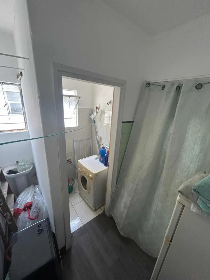 Apartamento ID.5106 - Venta Apartamento 2 Dormitorios Centro con balcon 