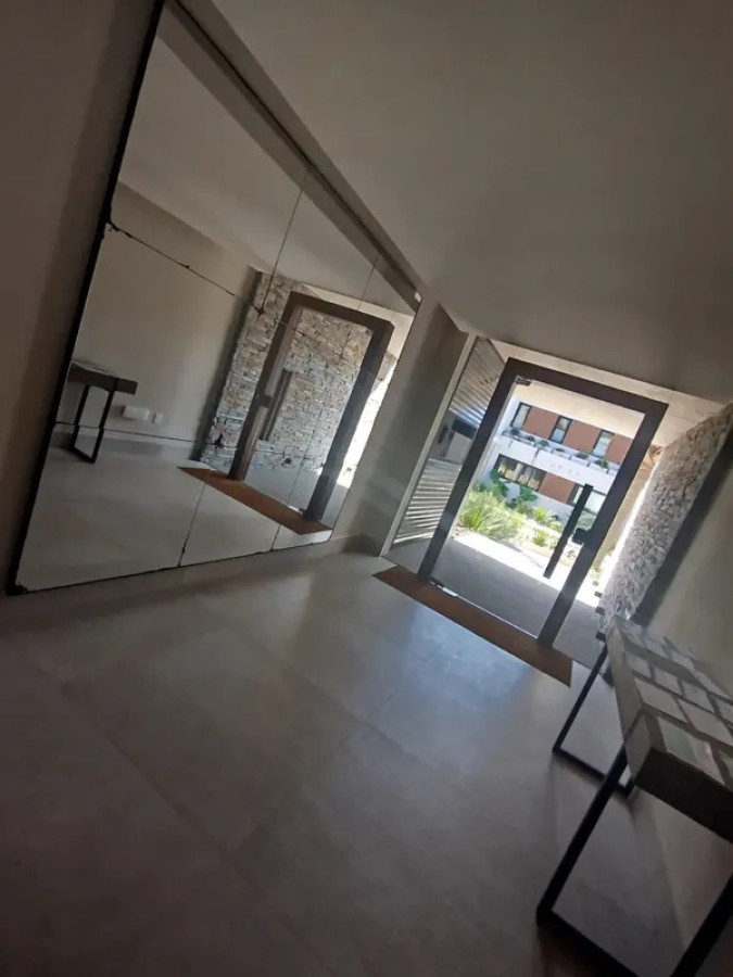 Apartamento ID.6149 - Venta y Alquiler Apartamento 2 Dormitorios Carrasco balcon