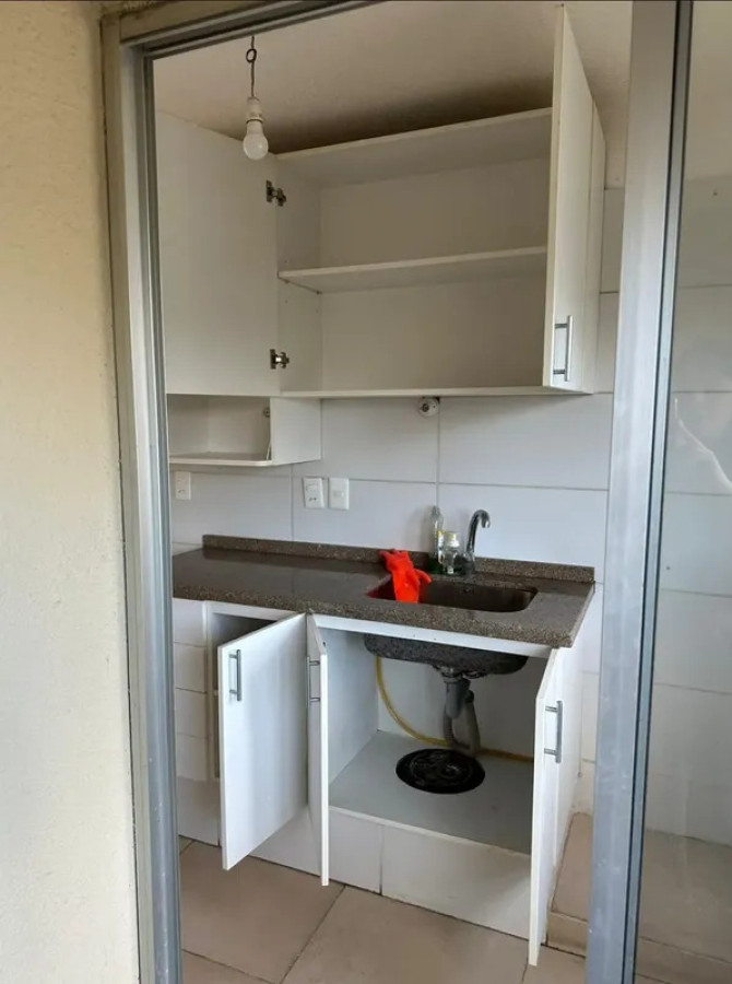 Apartamento ID.6617 - Venta con Renta Apartamento 2 Dormitorios Brazo Oriental