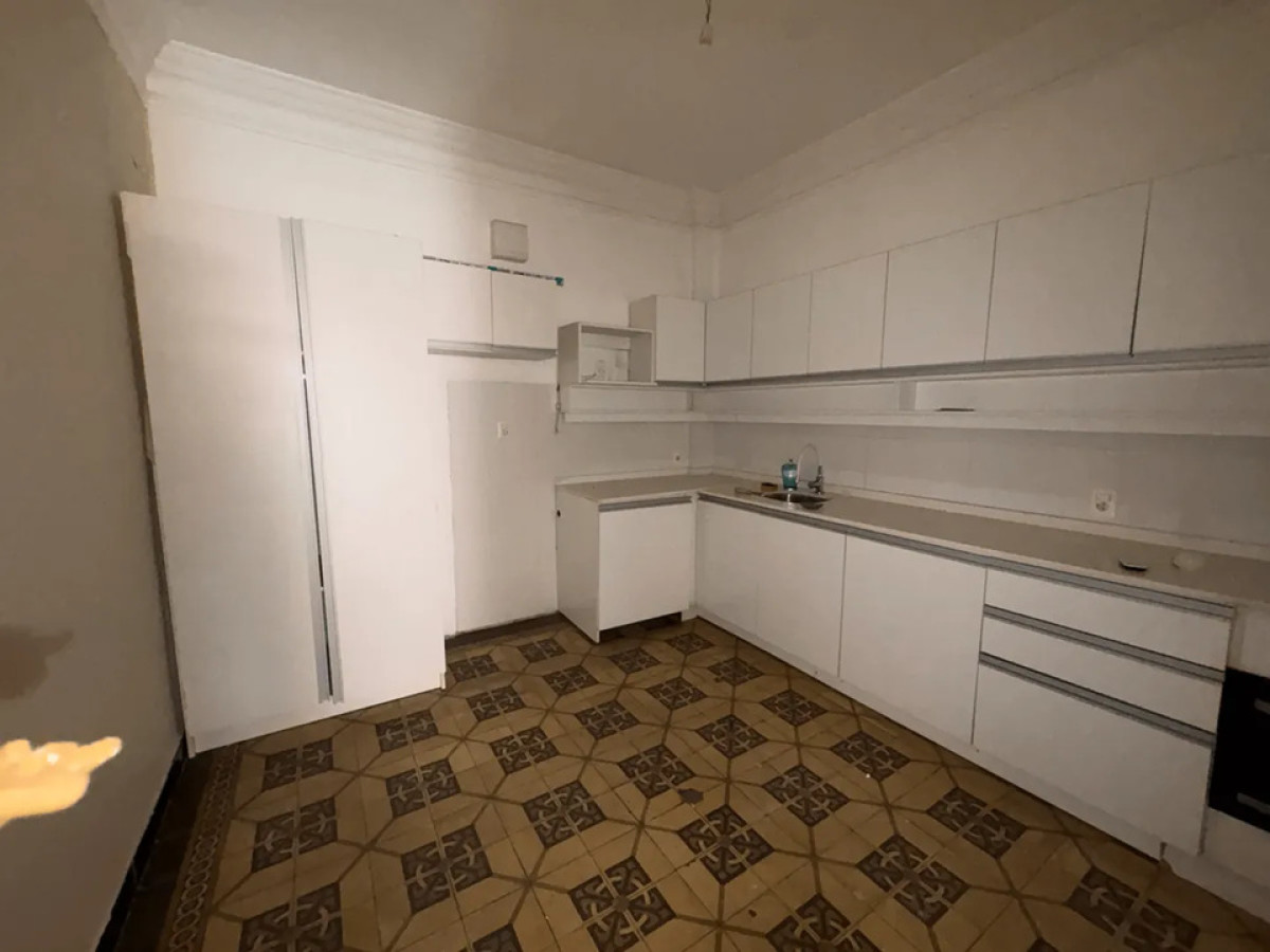 Apartamento ID.5209 - Alquiler Apartamento 2 Dormitorios Centro con Balcon 