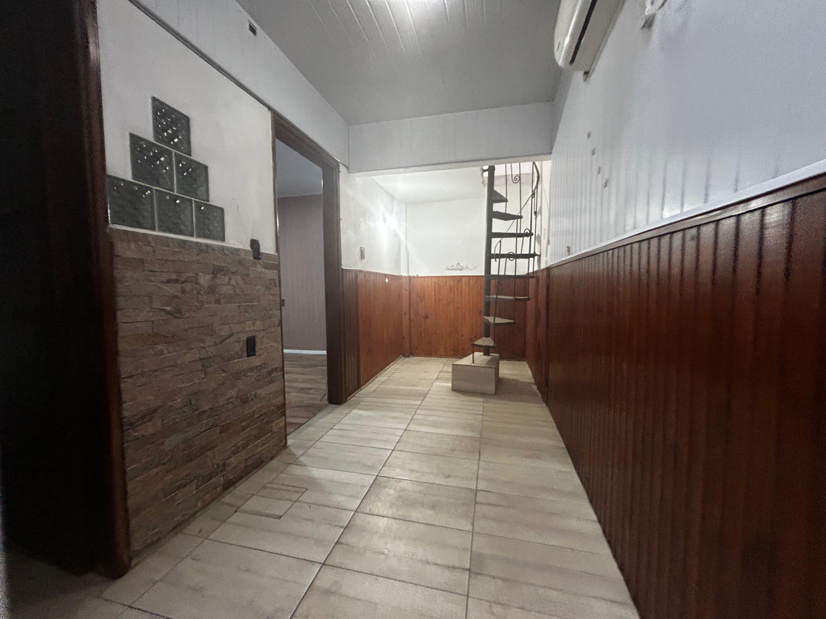 Apartamento ID.5087 - Venta Apartamento 2 Dormitorios Reducto Terraza y Parrillero