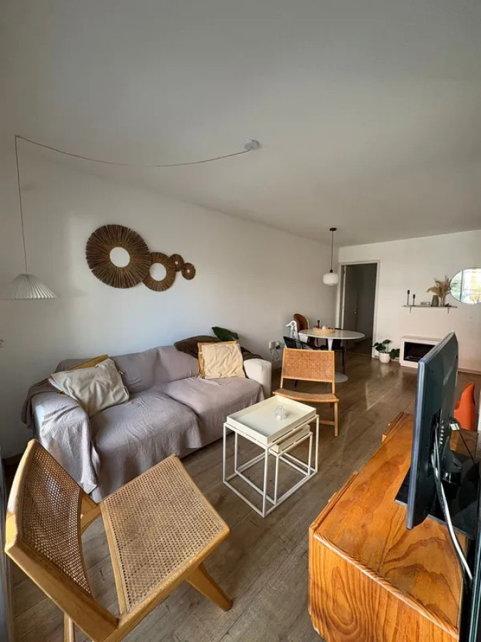 Apartamento ID.6552 - Venta Apartamento 2 Dormitorios Buceo con patio y balcon