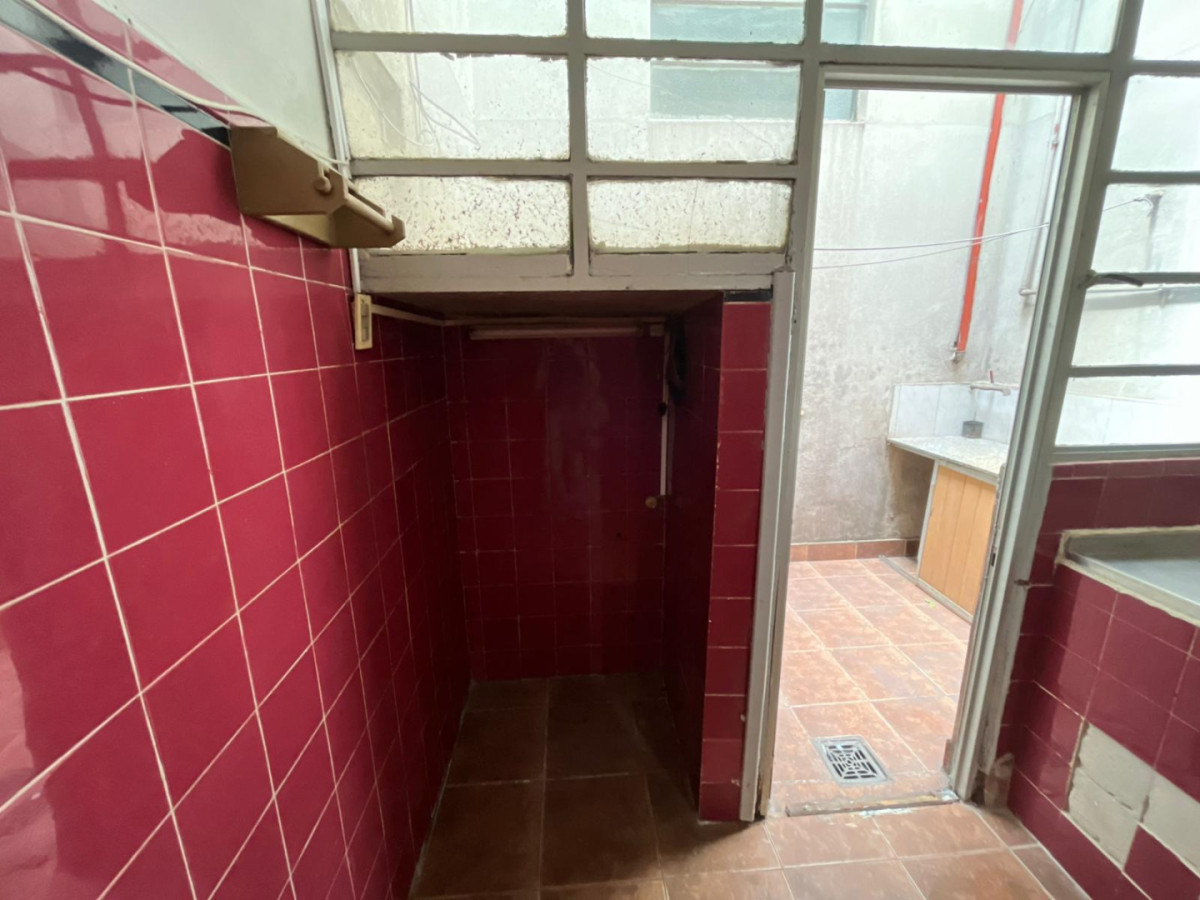 Apartamento ID.5615 - Alquiler Apartamento 2 Dormitorios La Blanqueada con patio