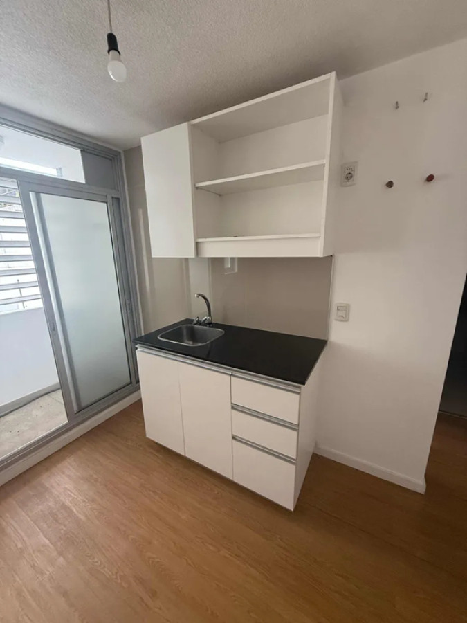 Apartamento ID.5140 - Alquiler Apartamento Impecable 1 Dormitorio Tres Cruces 