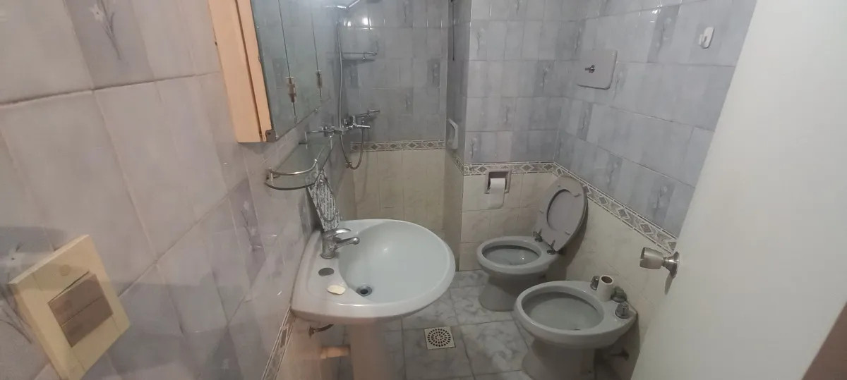 Apartamento ID.4825 - Alquiler Apartamento 3 Dormitorios Cordón con patio 