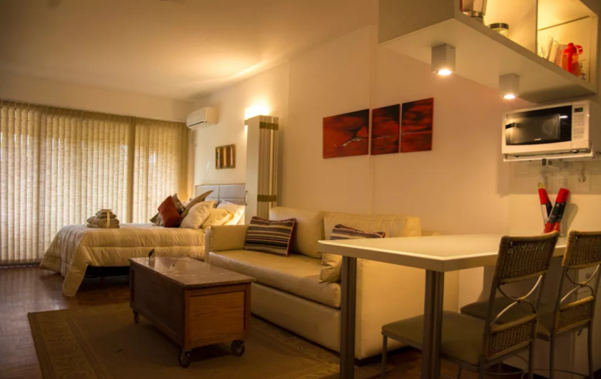 Apartamento ID.4586 - Alquiler Apartamento Monoambiente Amueblado Pocitos