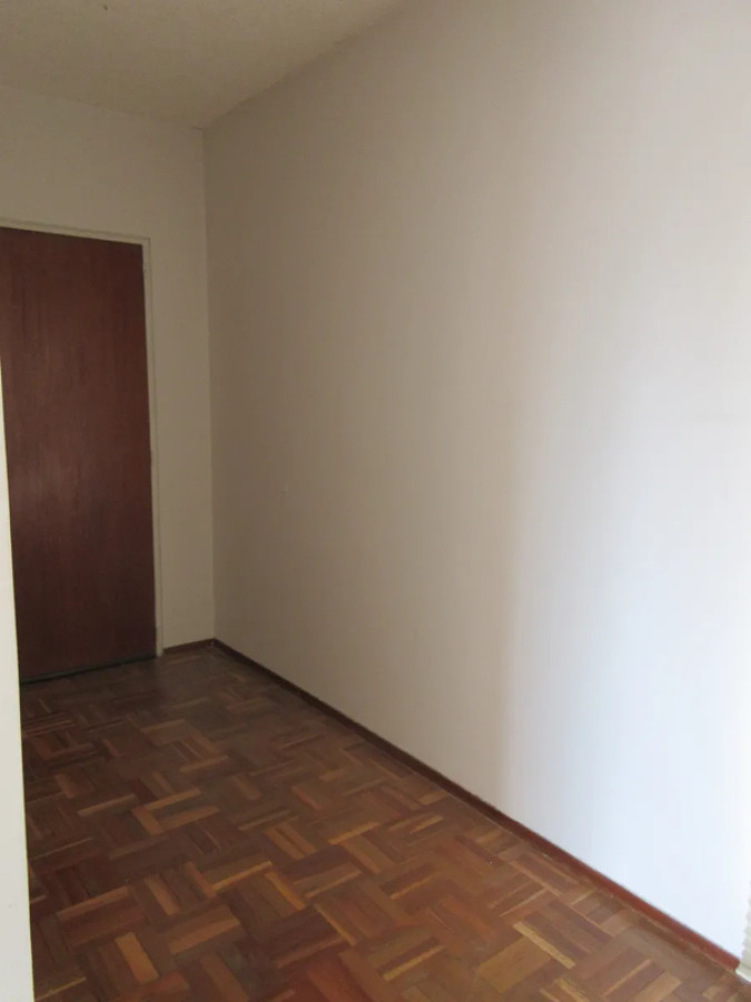 Apartamento ID.5002 - Alquiler Apartamento 1 Dormitorio Pocitos con Garaje