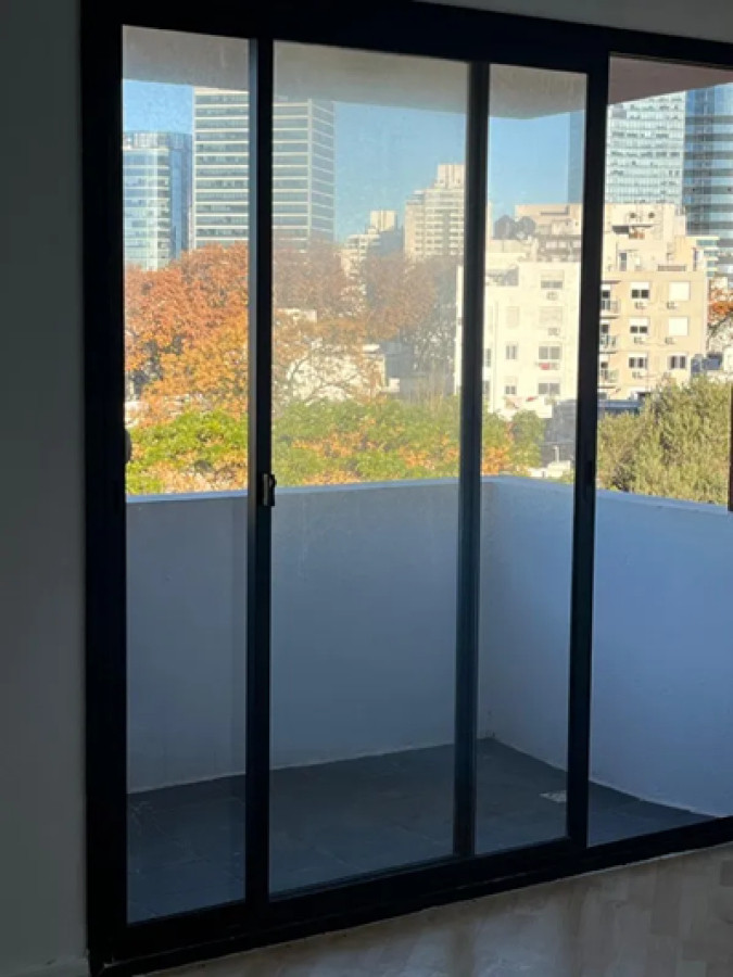 Apartamento ID.5035 - Alquiler Apartamento Monoambiente Buceo con Balcón y Garaje