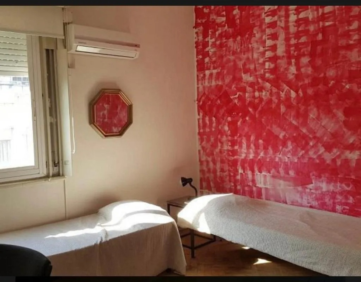 Apartamento ID.4796 - Venta Gran Apartamento, Empresa u Oficinas Inversión Centro