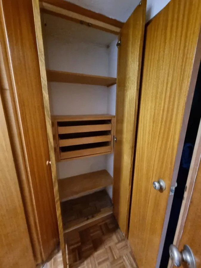 Apartamento ID.6813 - Alquiler Apartamento 1 Dormitorio Pocitos con balcon y garaje