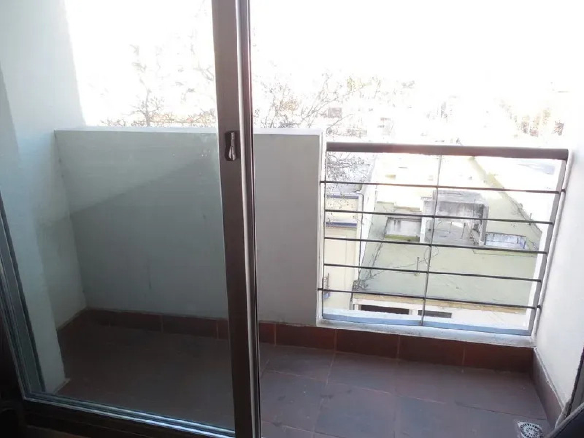 Apartamento ID.6306 - Alquiler Apartamento 1 Dormitorio Cordon con balcon y cochera