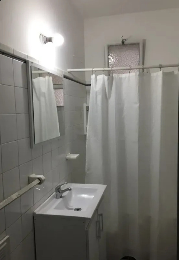 Apartamento ID.6070 - Alquiler Apartamento 2 Dormitorios Centro