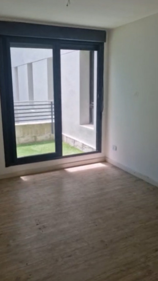 Apartamento ID.5774 - Alquiler Apartamento 2 Dormitorio Tres Cruces con Terraza