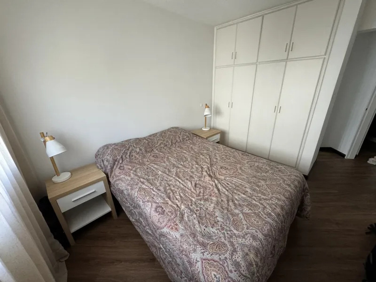 Apartamento ID.6168 - Alquiler Apartamento 2 Dormitorios Punta Carretas cochera