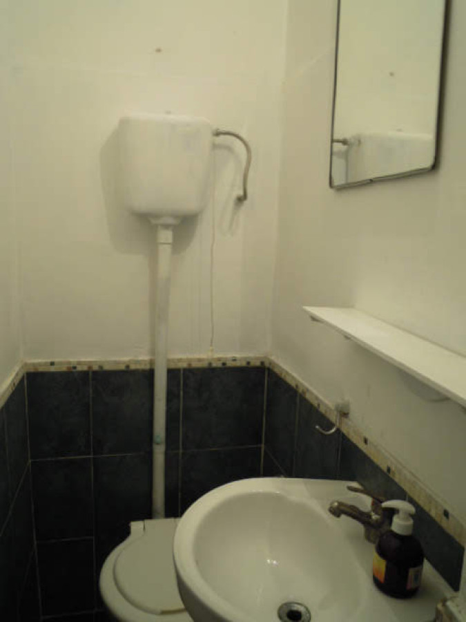 Apartamento ID.6470 - Venta con Renta Apartamento 2 Dormitorios Cordón con balcon