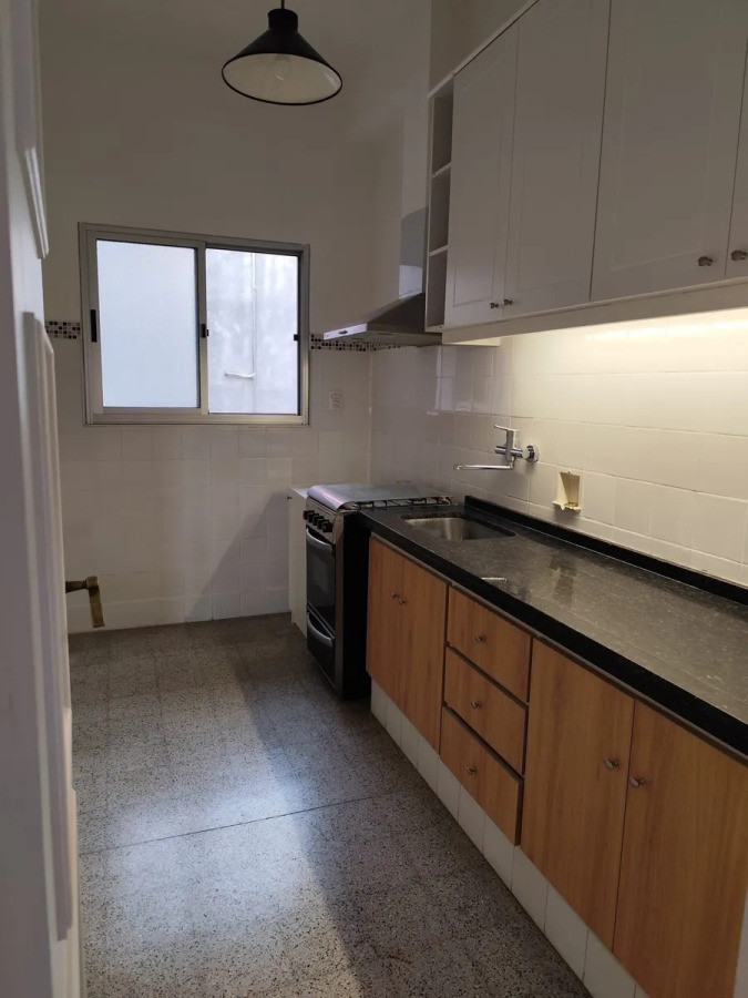 Apartamento ID.5383 - Alquiler o Venta Apartamento 2 Dormitorios Ciudad Vieja