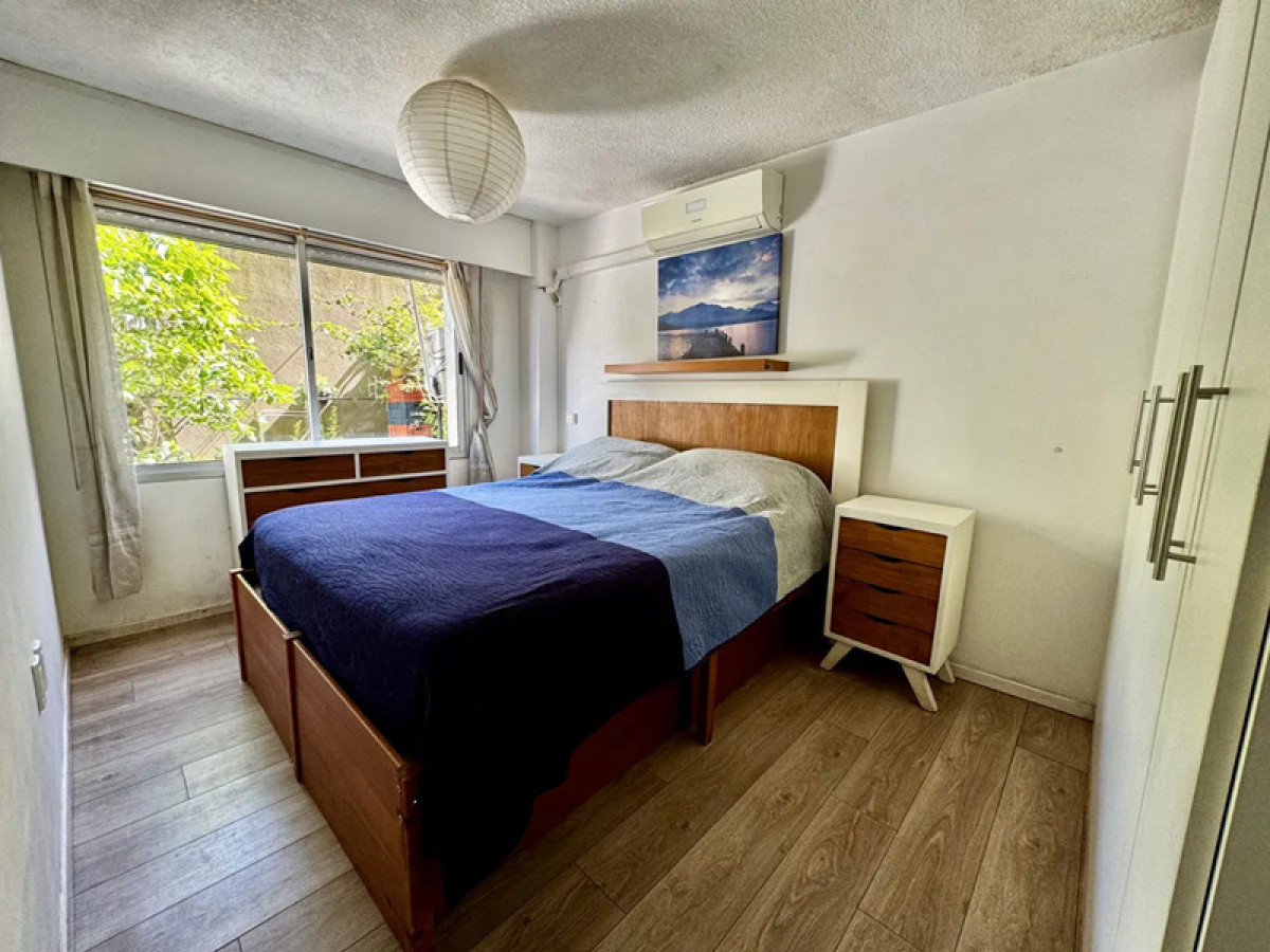 Apartamento ID.5658 - Venta Apartamento 2 Dormitorios Atahualpa con Patio y Garaje