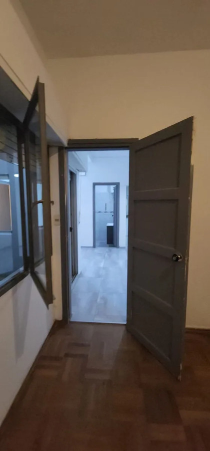 Apartamento ID.4772 - Venta Apartamento 1 Dormitorio La Comercial con patio
