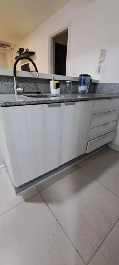 Apartamento ID.5012 - Alquiler Traspaso Apartamento 2 Dormitorios Pocitos Cochera