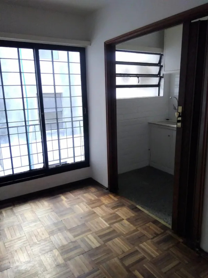 Apartamento ID.6152 - Alquiler Apartamento 1 Dormitorio Centro con balcon