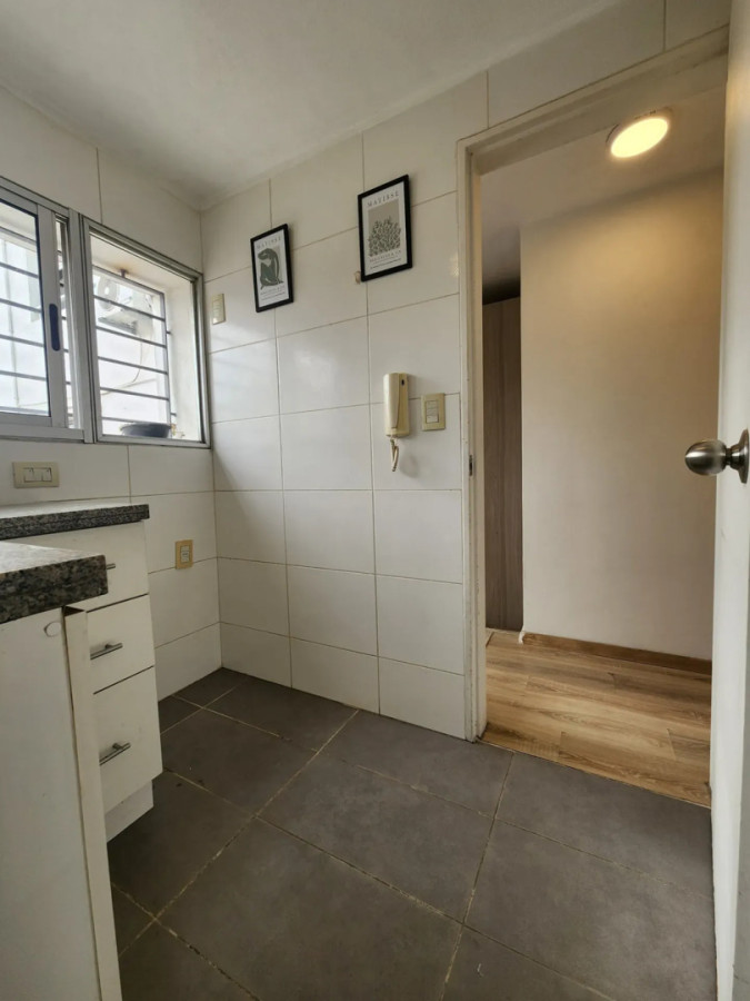 Apartamento ID.6730 - Alquiler Apartamento Monoambiente Grande Pocitos con Patio