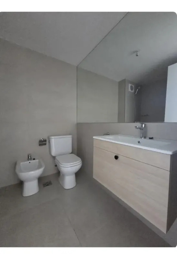 Apartamento ID.6062 - Alquiler Apartamento 1 Dormitorio La Blanqueada con garaje